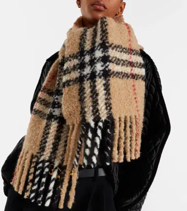 Burberry Check alpaca and wool-blend scarf | Thumbnail 4 Burberry Check alpaca and wool-blend scarf | Thumbnail 4