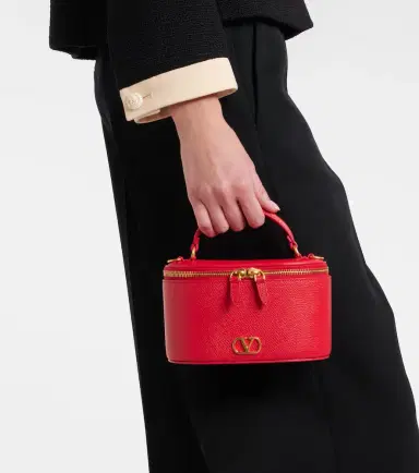 Valentino Garavani VLogo Mini leather vanity bag | Thumbnail 7