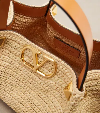 Valentino Garavani VLogo Small raffia top-handle bag | Thumbnail 4 Valentino Garavani VLogo Small raffia top-handle bag | Thumbnail 4