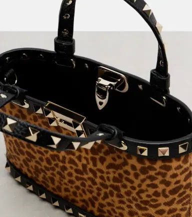 Valentino Garavani Rockstud calf hair top-handle bag | Thumbnail 4
