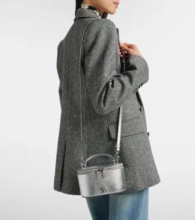 Valentino Garavani VLogo Mini metallic leather vanity bag | Thumbnail 5