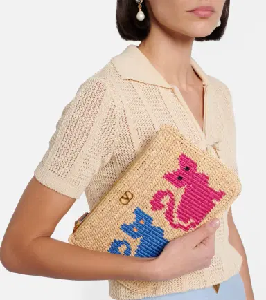 Valentino Garavani VLogo raffia pouch | Thumbnail 6 Valentino Garavani VLogo raffia pouch | Thumbnail 6
