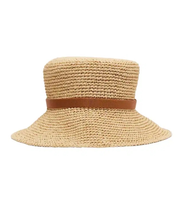 VLogo bucket hat