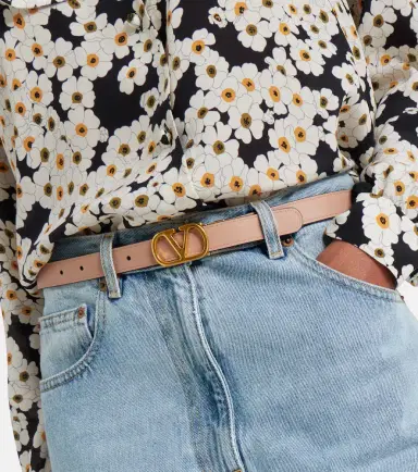 Valentino Garavani VLogo reversible leather belt | Thumbnail 3