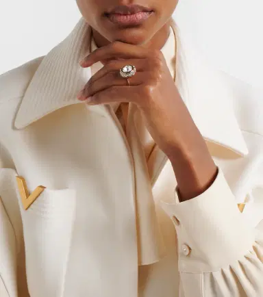Valentino VLogo crystal-embellished enamel ring | Thumbnail 5 Valentino VLogo crystal-embellished enamel ring | Thumbnail 5