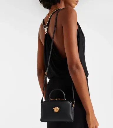 Versace La Medusa Small leather tote bag | Thumbnail 4 Versace La Medusa Small leather tote bag | Thumbnail 4
