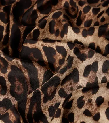 Dolce & Gabbana Leopard-print silk scarf | Thumbnail 2