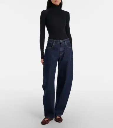Alaïa Alaïa Embellished suede ballet flats | Thumbnail 5 Alaïa Alaïa Embellished suede ballet flats | Thumbnail 5