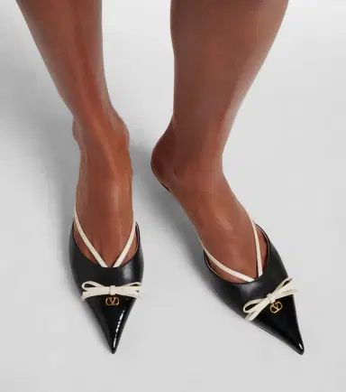 Valentino Garavani VLogo leather pumps | Thumbnail 6 Valentino Garavani VLogo leather pumps | Thumbnail 6
