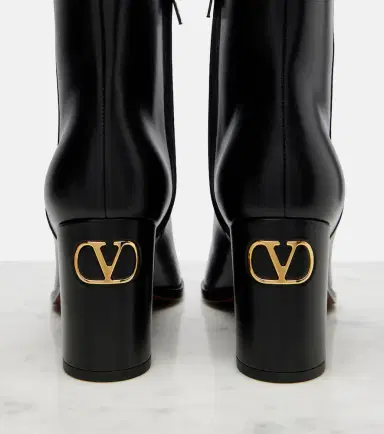 Valentino Garavani VLogo leather ankle boots | Thumbnail 3 Valentino Garavani VLogo leather ankle boots | Thumbnail 3