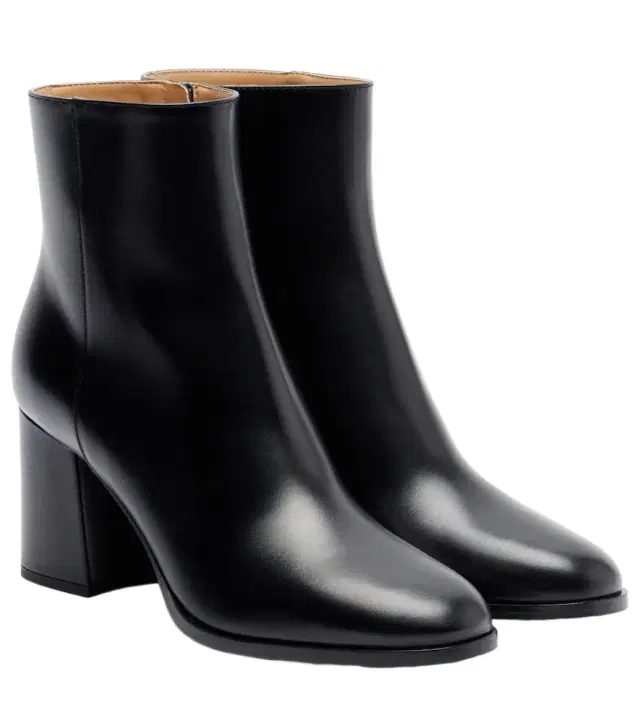 Valentino Garavani VLogo leather ankle boots
