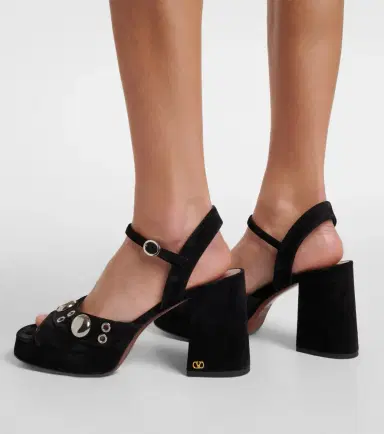 Valentino Garavani Embellished leather sandals | Thumbnail 6 Valentino Garavani Embellished leather sandals | Thumbnail 6