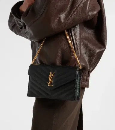 Saint Laurent Cassandre Envelope Small leather wallet on chain | Thumbnail 7