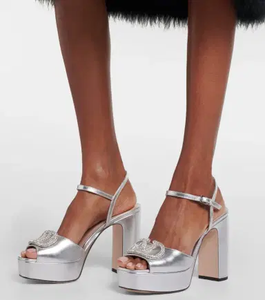 Valentino Garavani VLogo crystal-embellished leather sandals | Thumbnail 6