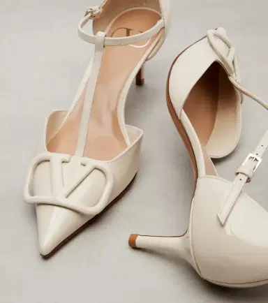 Valentino Garavani D'Orsay VLogo 65 patent leather pumps | Thumbnail 4