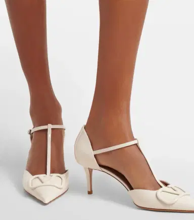 Valentino Garavani D'Orsay VLogo 65 patent leather pumps | Thumbnail 5