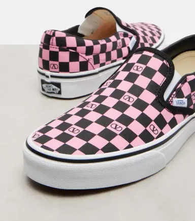 Valentino Garavani x Vans VLogo checked canvas slip-on sneakers | Thumbnail 3 Valentino Garavani x Vans VLogo checked canvas slip-on sneakers | Thumbnail 3