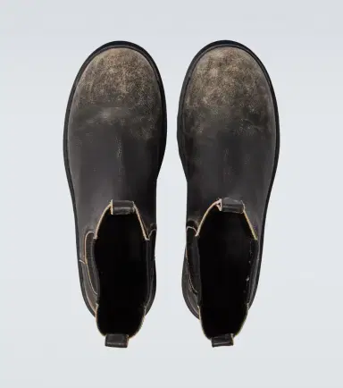 Balenciaga Strike distressed leather Chelsea boots | Thumbnail 2 Balenciaga Strike distressed leather Chelsea boots | Thumbnail 2