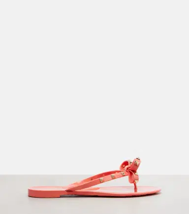 Valentino Garavani Rockstud thong sandals | Thumbnail 3