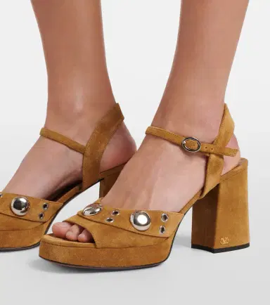 Valentino Garavani Studded suede platform sandals | Thumbnail 6