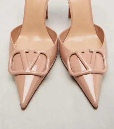 Valentino Garavani VLogo 100 patent leather pumps | Thumbnail 2