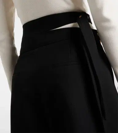 Chloé Chloé Virgin wool shorts | Thumbnail 5