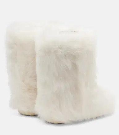 Versace Shearling boots | Thumbnail 2