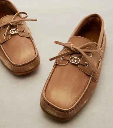 Gucci GG leather boat shoes | Thumbnail 2