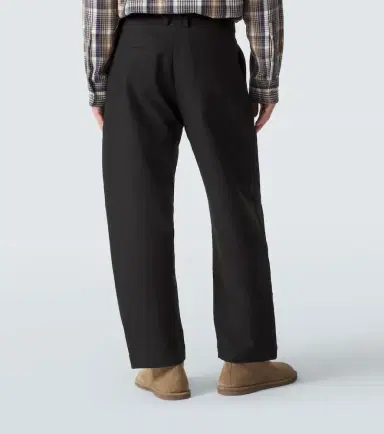 Studio Nicholson Tuck cotton-blend tapered pants | Thumbnail 4