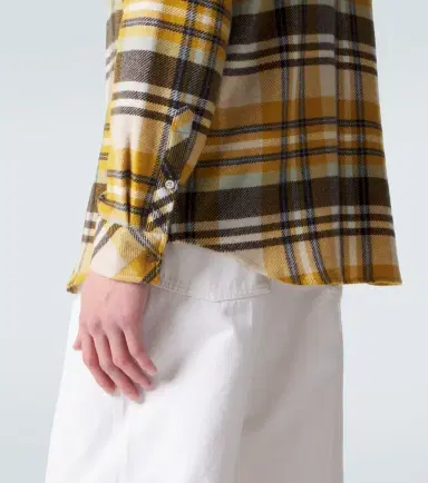 God’s True Cashmere Abundance cashmere shirt with tiger eye | Thumbnail 3 God’s True Cashmere Abundance cashmere shirt with tiger eye | Thumbnail 3