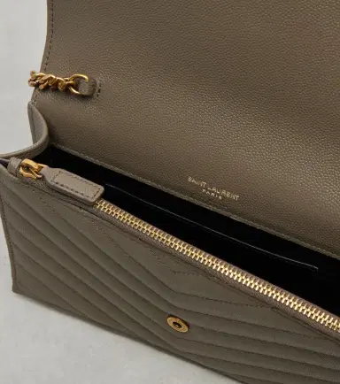 Saint Laurent Cassandre matelassé leather wallet on chain | Thumbnail 3
