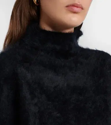 Lisa Yang Cashmere sweater | Thumbnail 6