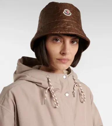Moncler Padded reversible bucket hat | Thumbnail 4