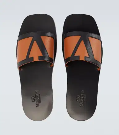 Valentino Garavani Viva Superstar leather slides | Thumbnail 4 Valentino Garavani Viva Superstar leather slides | Thumbnail 4