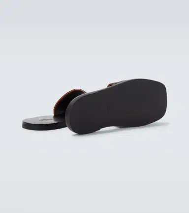 Valentino Garavani Viva Superstar leather slides | Thumbnail 5 Valentino Garavani Viva Superstar leather slides | Thumbnail 5