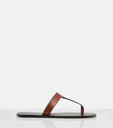 Saint Laurent Cassandre leather thong sandals | Thumbnail 4 Saint Laurent Cassandre leather thong sandals | Thumbnail 4
