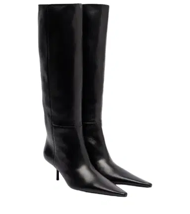 Saint Laurent Victoire 55 leather knee-high boots | Thumbnail 1 Saint Laurent Victoire 55 leather knee-high boots | Thumbnail 1