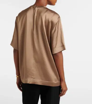 Toteme Satin T-shirt | Thumbnail 3