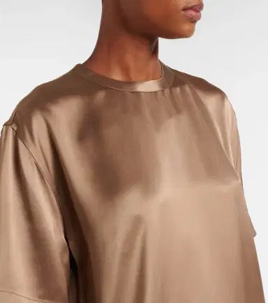 Toteme Satin T-shirt | Thumbnail 4
