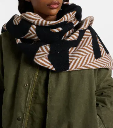 JW Anderson Logo wool and alpaca-blend scarf | Thumbnail 4