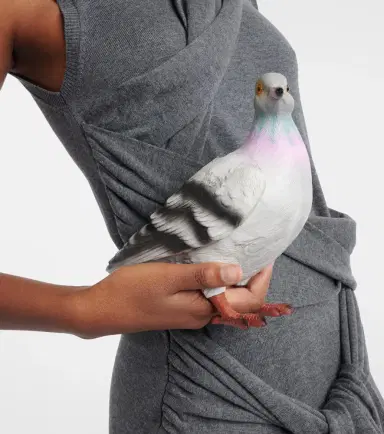JW Anderson Pigeon clutch | Thumbnail 5 JW Anderson Pigeon clutch | Thumbnail 5