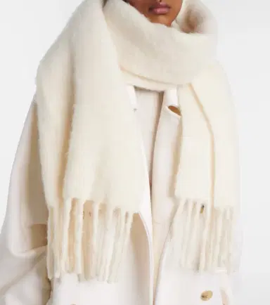 Toteme Alpaca and wool-blend scarf | Thumbnail 4