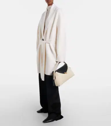 Toteme T-Lock embroidered leather tote bag | Thumbnail 5 Toteme T-Lock embroidered leather tote bag | Thumbnail 5