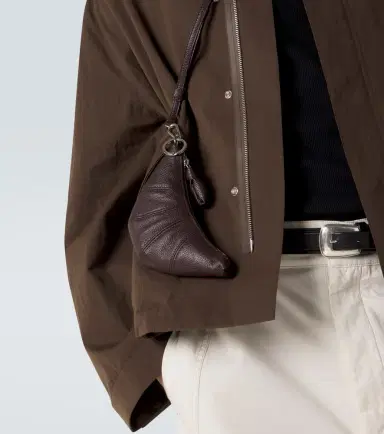 Lemaire Croissant leather wallet on chain | Thumbnail 6