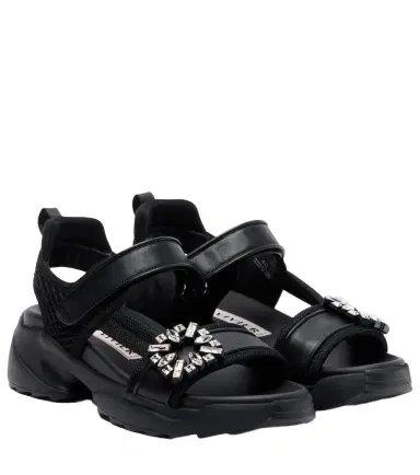 Roger Vivier Viv' Run embellished sandals | Thumbnail 1 Roger Vivier Viv' Run embellished sandals | Thumbnail 1