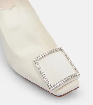 Roger Vivier Trompette 70 embellished satin pumps | Thumbnail 4