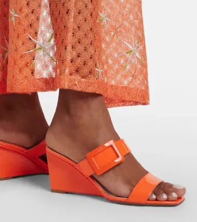 Roger Vivier Belle Vivier 60 patent leather wedge mules | Thumbnail 6 Roger Vivier Belle Vivier 60 patent leather wedge mules | Thumbnail 6