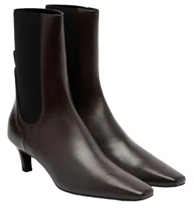 TOTEME 50 leather Chelsea boots | Thumbnail 1 TOTEME 50 leather Chelsea boots | Thumbnail 1