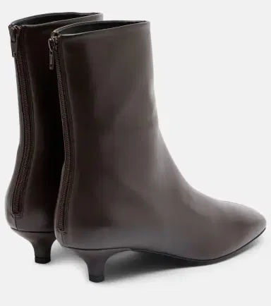 TOTEME Leather ankle boots | Thumbnail 4