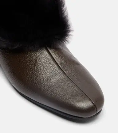 TOTEME Shearling-lined leather ankle boots | Thumbnail 4